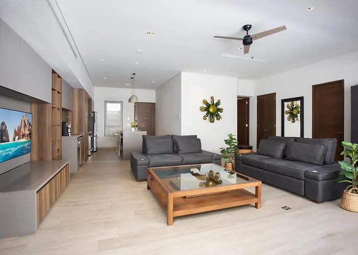Marina 1br Sofabed Near With Private Jacuzzi Apartment